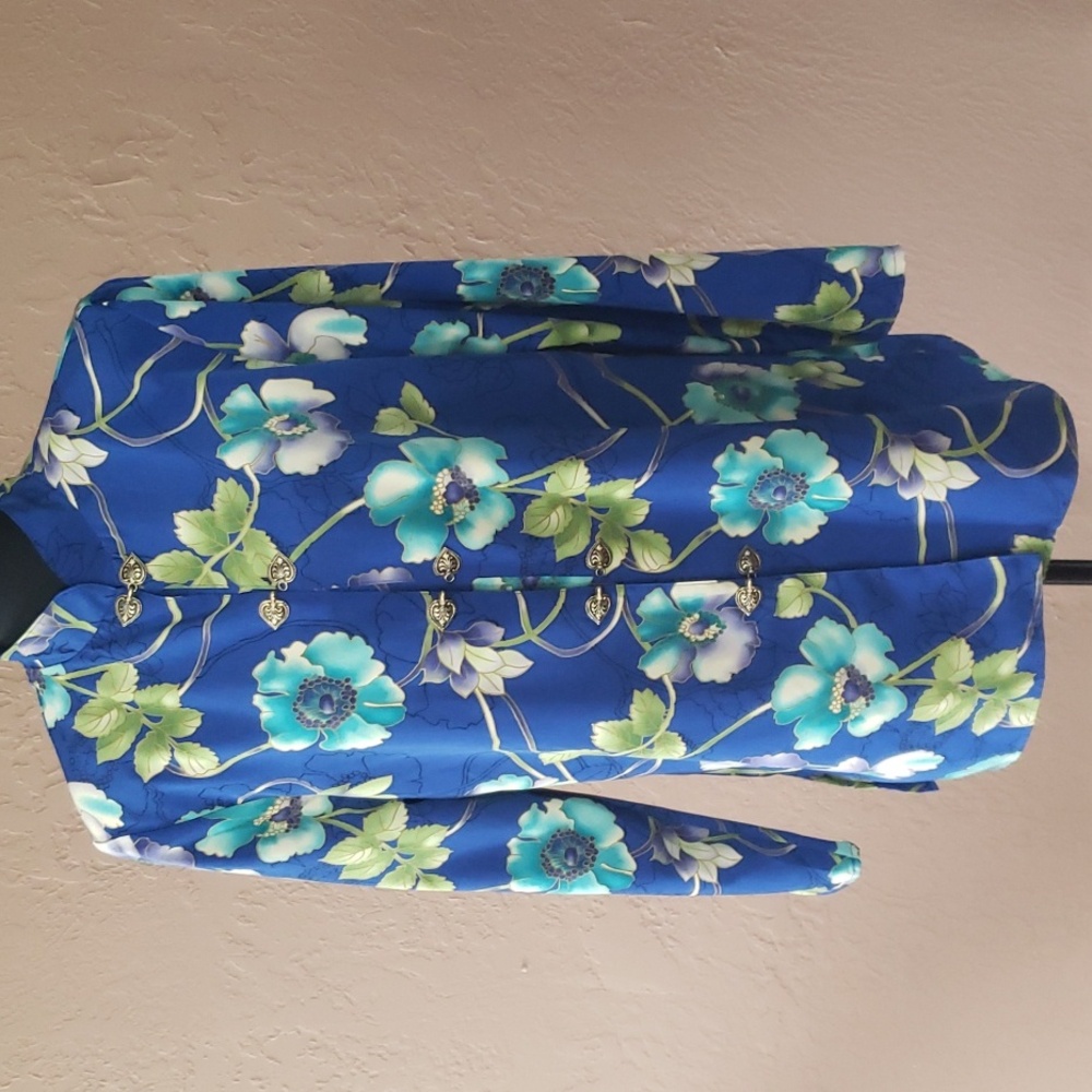 Maggie Sweet Vintage Blue Floral Blouse Long Sleeve